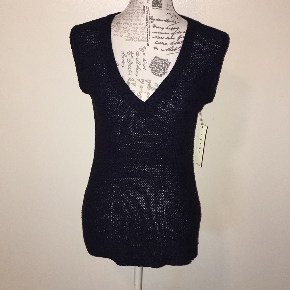 Cyrus navy blue cable knit sweater vest